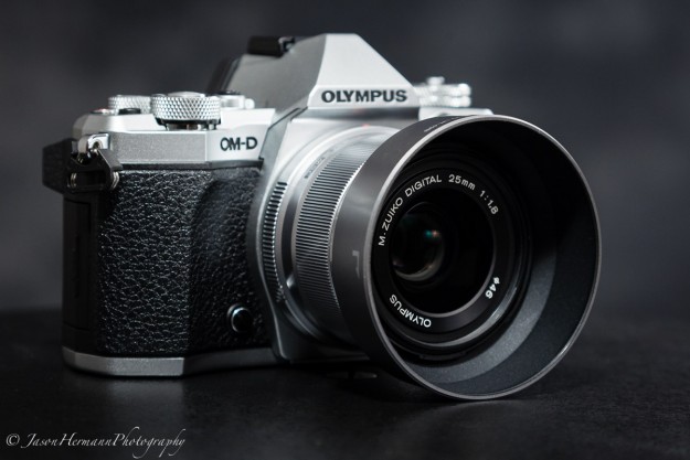 Olympus OM-D E-M5 Mark II Mirrorless Camera w/ 25mm f/1.8 Lens