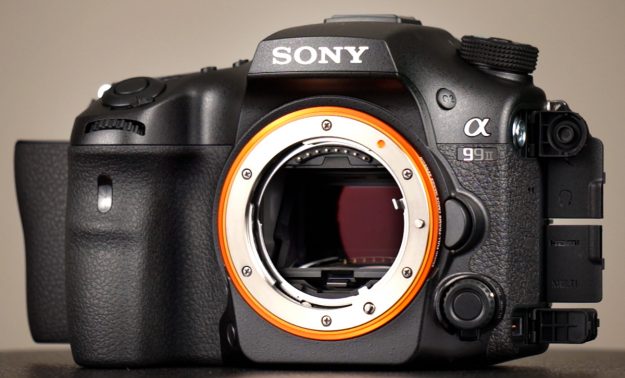 Sony A99 II - Mirror Exposed 